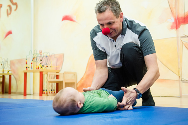 Praxis für Physiotherapie,Manuelle Therapie,Sportphysiotherapie,Bobath-Therapie,Krankengymnastik,Massage,Lymphdrainage,Med. Trainingstherapie,Entwicklungskinesiologie,Vibrationstherapie/Qionic, Elektrotherapie/Ultraschall,Pfaffenhofen,Kadeltshofen,Zeller,Werbeagentur Weißenhorn,Pepperonidesign
